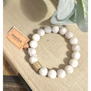 Embellish white natural stone stretch bracelet
